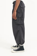 Oversized Cargo Pants - Black