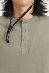 Clerk S/S Henley Neck Tee Cotton Jersey Overdyed - Cement