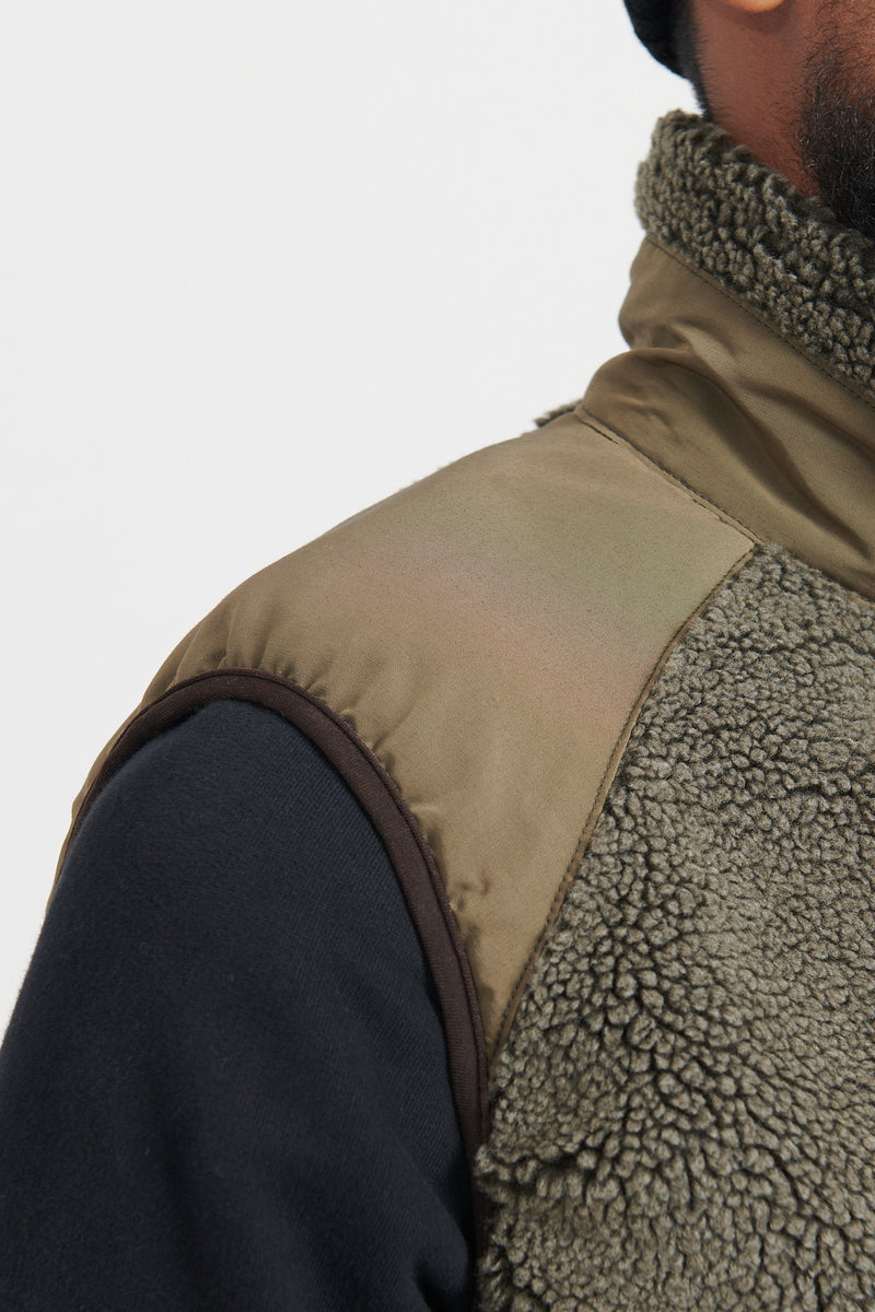 Boa Fleece Vest - Army Green