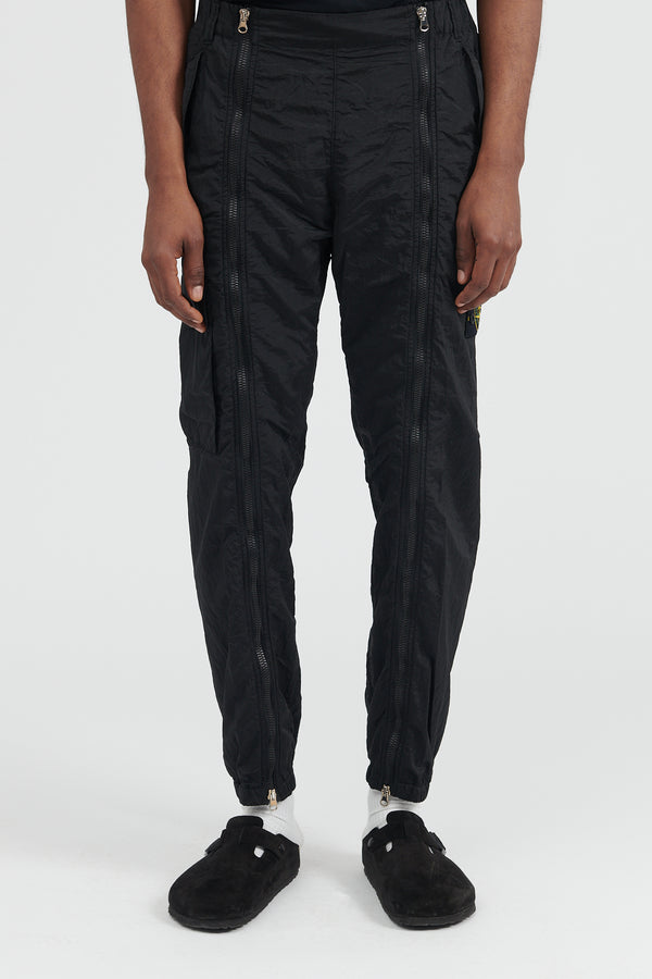 31619 Nylon Metal in Econyl Cargo Pants - Black