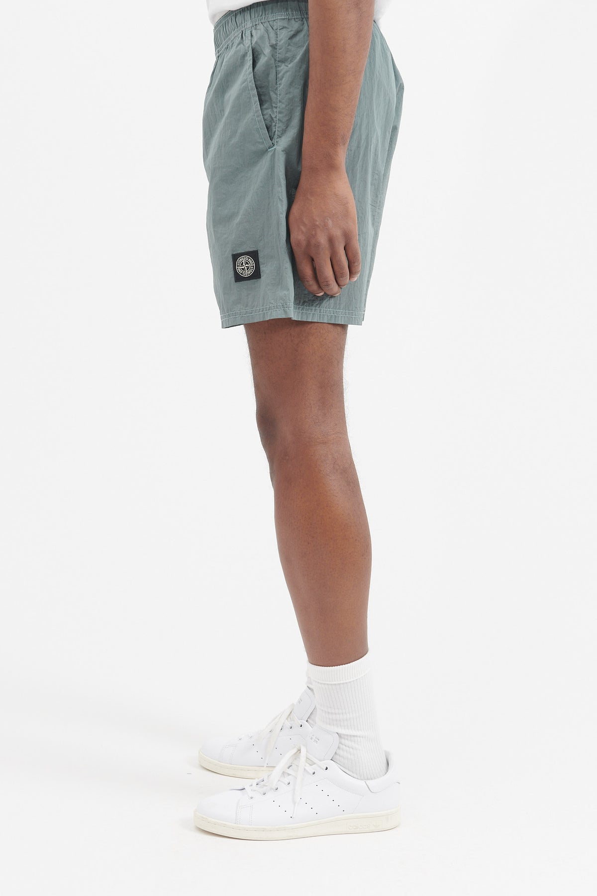STONE ｜SHORTS (B0943 Nylon l in Econyl Regene Stone Island - Nylon Metal Bermuda Shorts | HBX - Globally